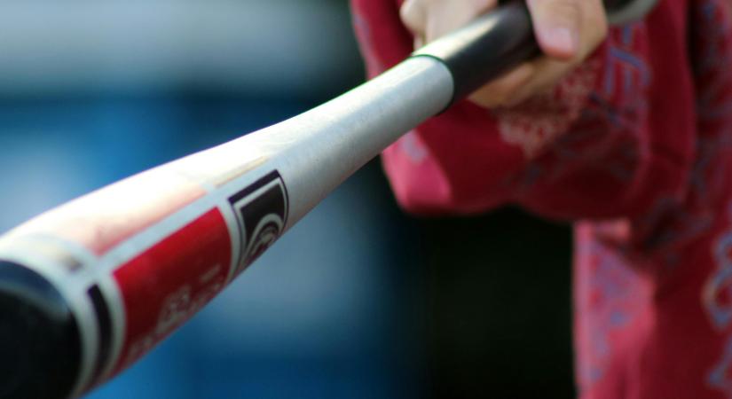 Sporttörténelem: magyar játékos az amerikai baseballban!
