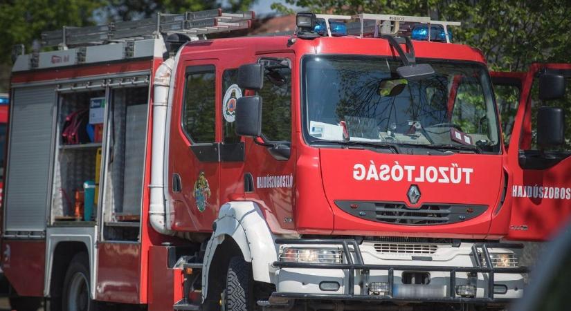 Egy lakóház és egy magasnyomású szivattyú is kigyulladt