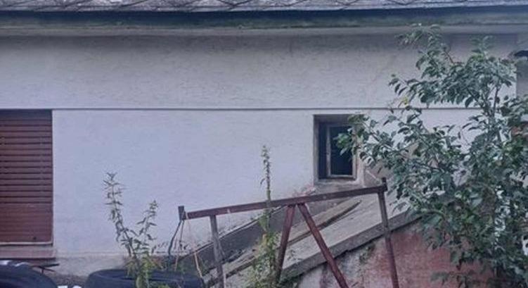 „Pénzt vagy életet!” – kétszer rabolták ki a százéves apját ápoló férfit