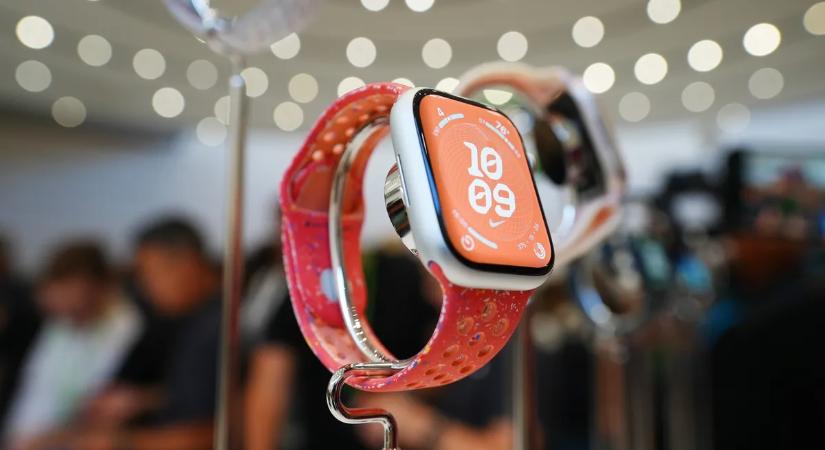 Az Apple állítja, egyik volt alkalmazottjuk ellopta a Watch üzleti titkait az Oppo számára