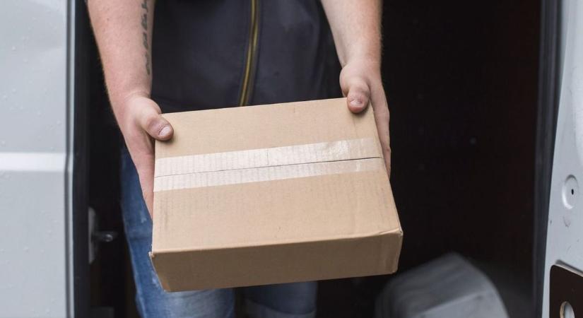Megszűnik a csomagszállító hasznos szolgáltatása, a jövőben így veheted át csomagjaid
