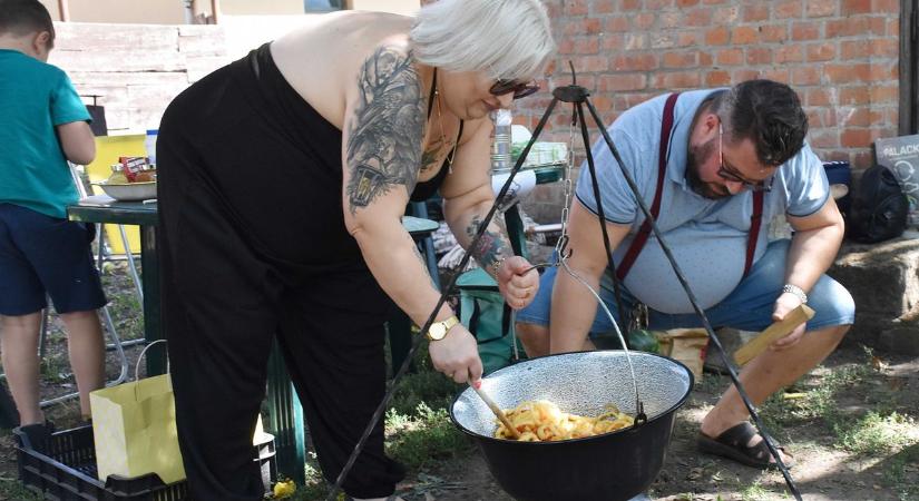 Olyan különleges ízbomba készült a nyár végi fesztiválon, ami még a zsűrit is meglepte – galériával, videóval