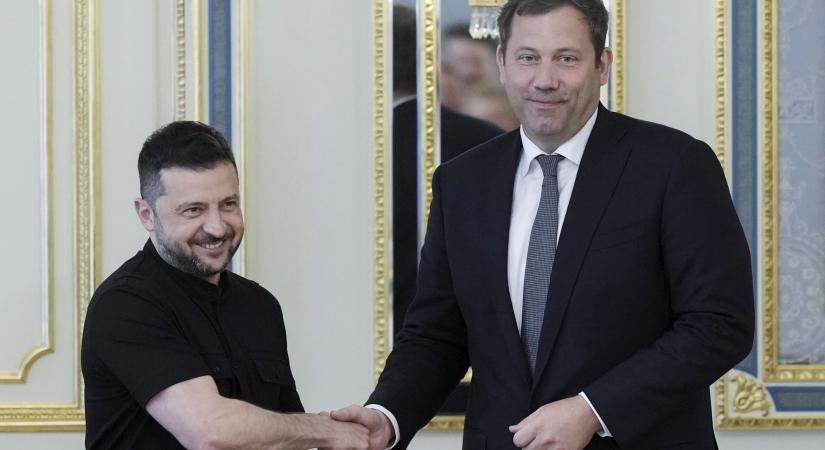 Évi kilenc milliárd euróval készül támogatni Németország Ukrajnát a következő években