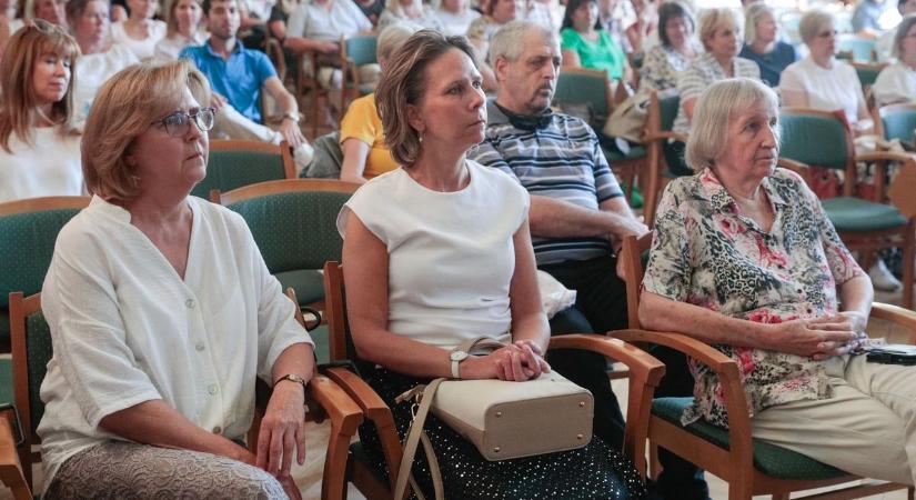 Szakmai Tanévnyitó Konferenciát tartottak az ELTE SEK-en - fotók