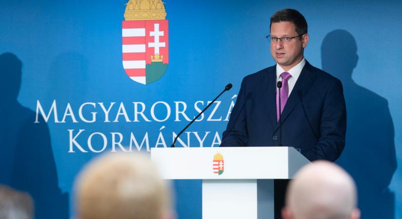 Egy hét múlva indul az Otthon Start fix 3 százalékos lakáshitel – jelentette be Gulyás Gergely a Kormányinfón