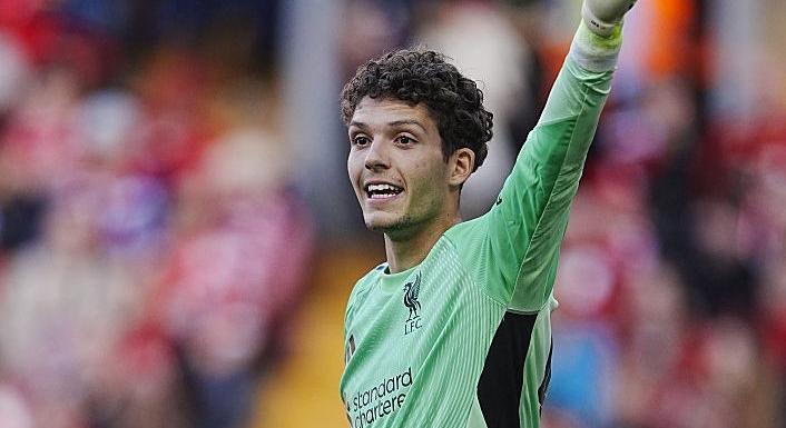 Pécsi nehéz napja Liverpoolban, a második bajnokiján hármat kapott a magyar hálóőr - videó