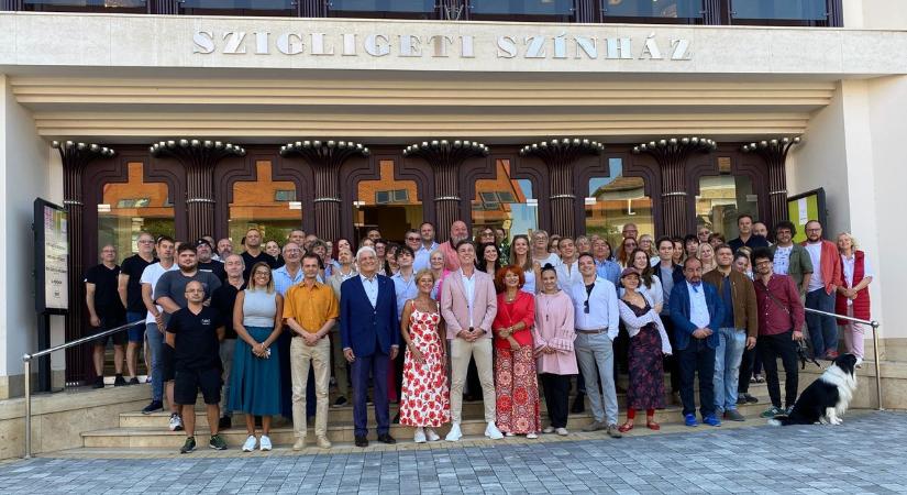 Indul az új évad a Szigligetiben, ezeket az előadásokat nézhetjük idén – galériával és videóval