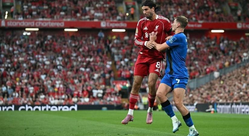 Vége a találgatásoknak: Szoboszlai tényleg jobbhátvédet játszik a Liverpoolban a Newcastle ellen!