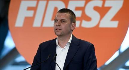 Menczer Tamás szerint az ukránok bele akarnak provokálni minket a háborúba