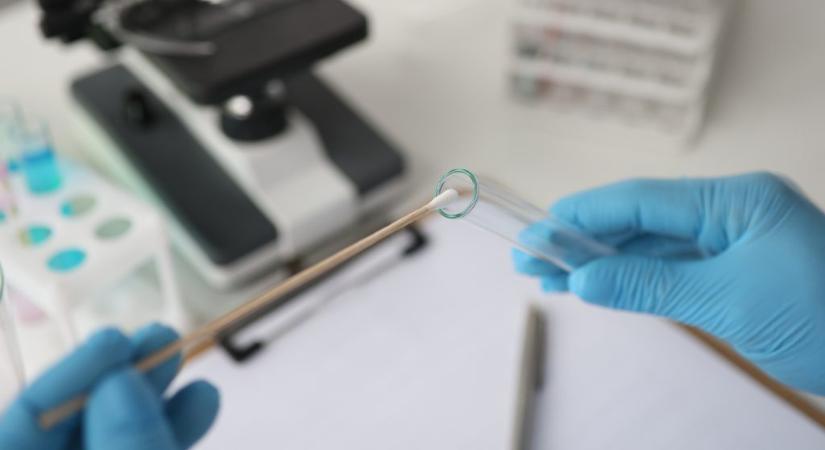 Baráti segítséggel akarta kijátszani az apasági tesztet egy férfi Nagy-Britanniában
