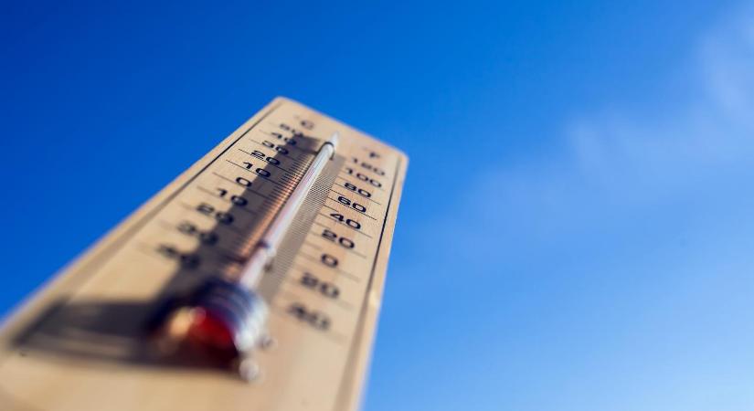 Hétfő hajnalban mínusz 10 fok alá süllyedt a hőmérséklet a Bükkben, a Mohos-töbörben