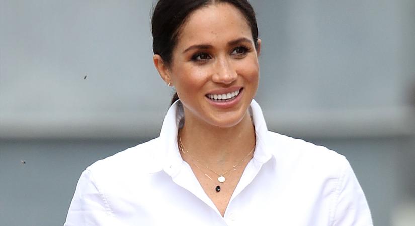 5 szabály, amit Meghan Markle szerint minden nőnek tudnia kell a fehér ing viseléséről