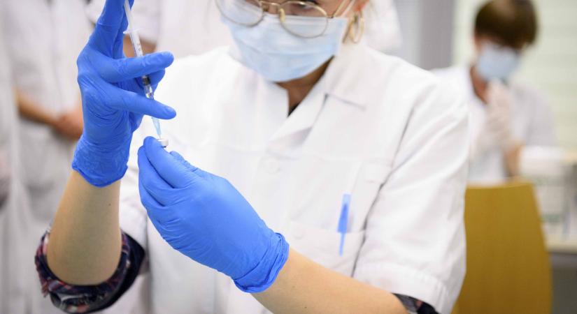 Ausztrália segítséget kért Norvégiától a Pfizer-vakcina beadása után elhunyt páciensek ügyében