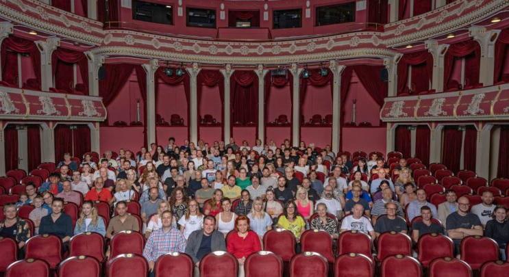 Márkó Eszter és Barnák László rendezésével indul az évad a kaposvári színházban