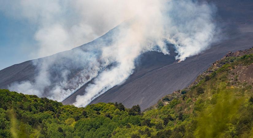 Ismét kitört az Etna: a legmagasabb riasztást adták ki