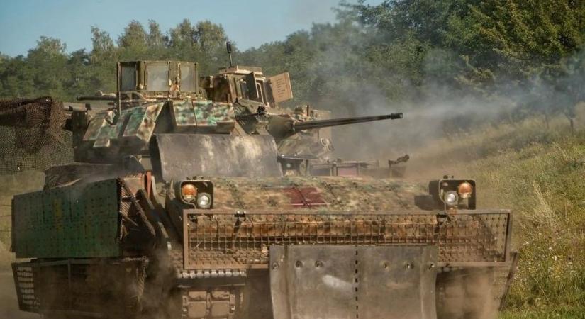 Retteghetnek az oroszok – visszatértek a legendás ukrán páncélosok a frontra