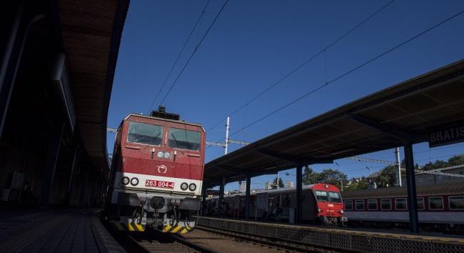 Az utasok nem lehetnek foglyok az utazás során