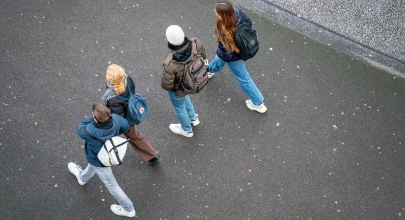 Amerikai lap tudósított Magyarországról: a fiatalok vagy a magyar vezetést utálják, vagy a brüsszelit