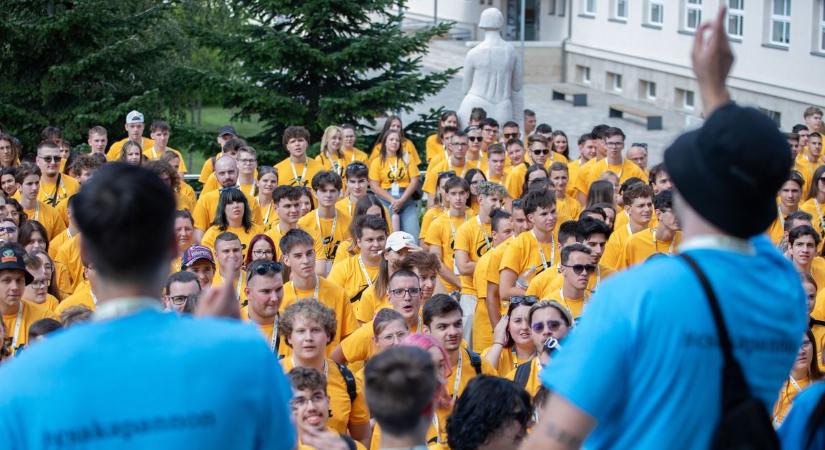 Minden út a Pannonra vezet – elstartolt a 2025-ös gólyatábor ( galéria, videó)