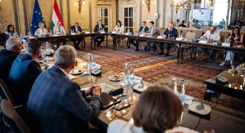 Új korszak indul a fejlesztésekben – Hajdú-Biharban is lendületet ad a Versenyképes Járások Program