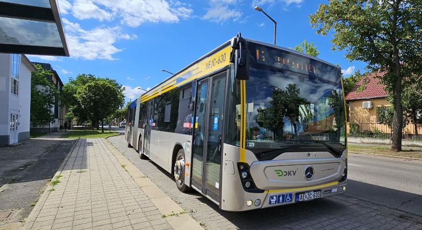 Kimarad egy debreceni buszmegálló