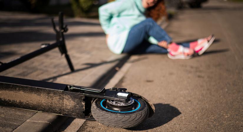 Baleset e-rollerrel: van, aki veséjét is elvesztette – Egyre több sérült kerül a hazai kórházakba