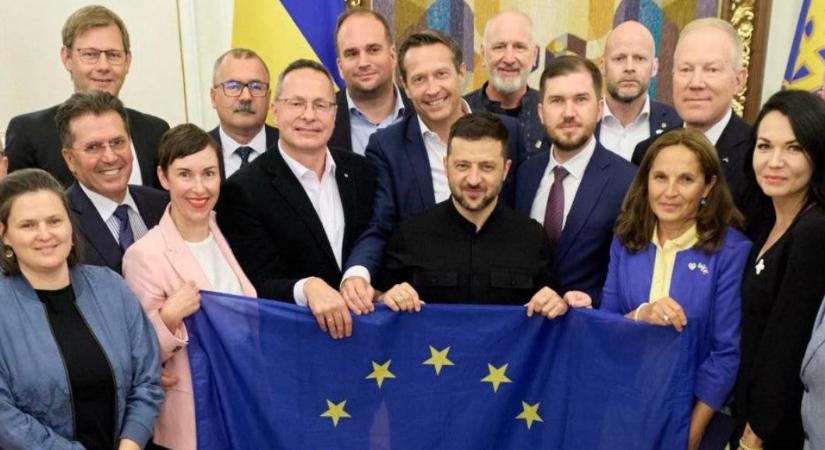 Zelenszkijjel találkozott a Momentum képviselője