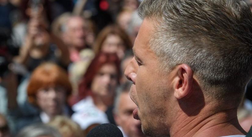 Szürkegazdaságot és kivándorlást hozhat a Tisza Párt tervezett adóreformja