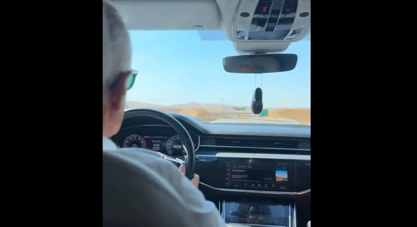 A török közlekedési miniszter kiposztolt egy videót arról, hogy 225 km/órával száguld, meg is bírságolták