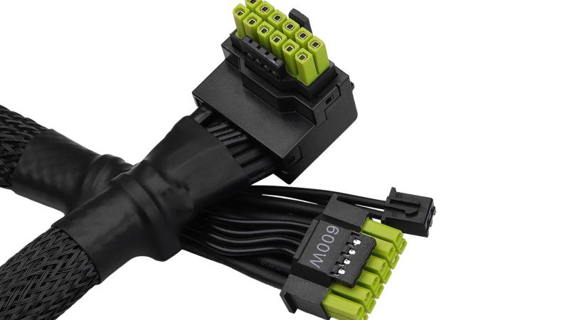 Speciális 12V-2x6 tápkábelt készített az ASRock, ami túlmelegedés elleni védelemmel érkezik