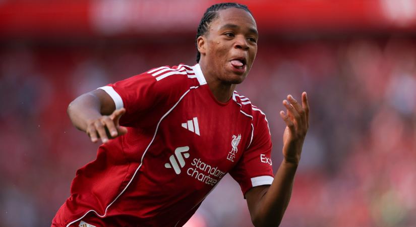 Ki ez a 16 éves srác a Liverpoolban, aki gólt lőtt Szoboszlai kabinetalakítása után?