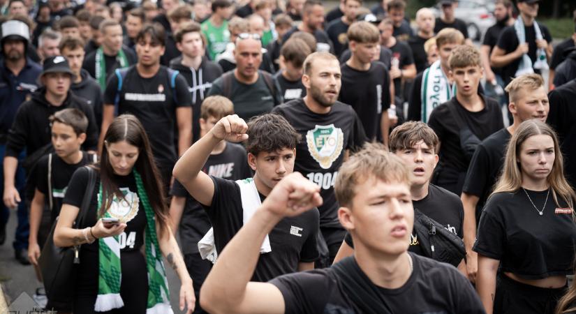 Háromórás türelempróba – irány Bécs!
