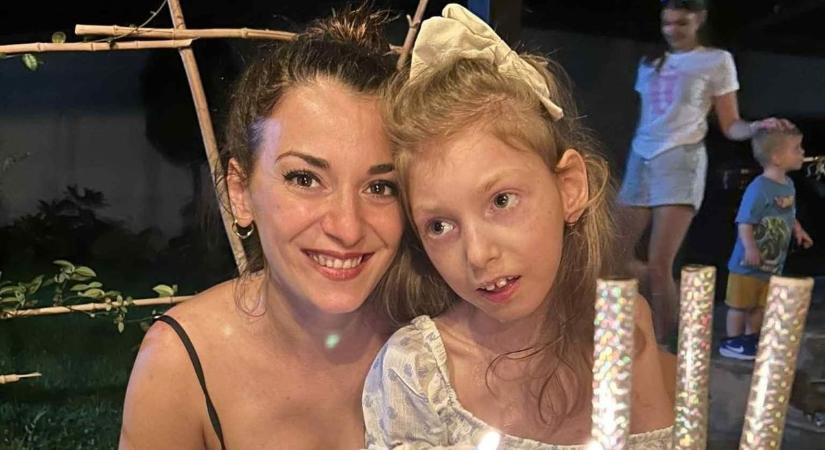 "Amikor a saját gyerekem kap rohamot a kezeim között, azt nem kívánom soha senkinek" – babakora óta küzd epilepsziával a kis Maja