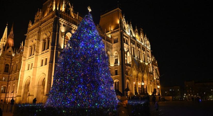 A Jobbik elkezdte az aláírásgyűjtést december 24-e munkaszüneti nappá tételéért