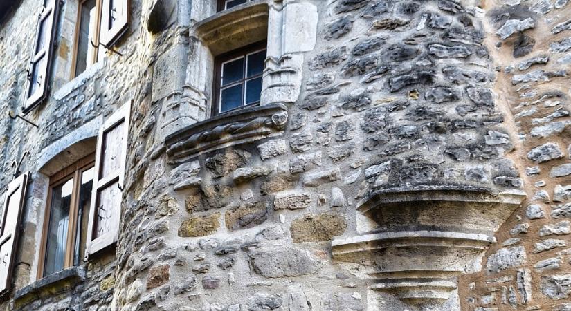 Ingatlan.com: hatéves rekordot döntött a lakóingatlanok iránti kereslet