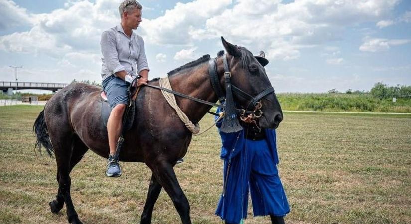 Elképesztő luxusban urizálta végig a nyarat Magyar Péter