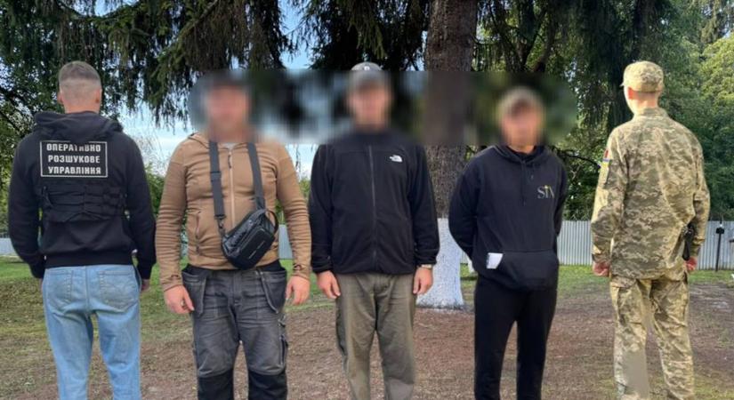 Három „gombászt” fogtak el a szlovák határnál