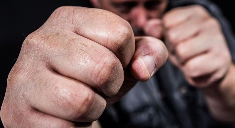 Őrjöngés a kórházban: megszólalt a bíróságon az egyik megvert kórházi dolgozó