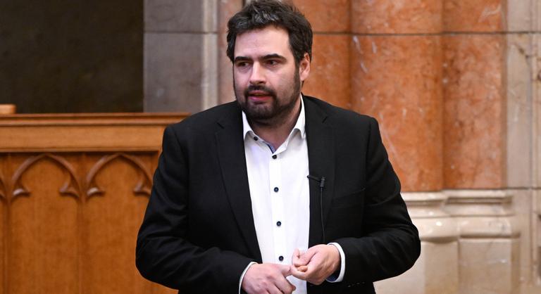 Jámbor András: Kövér Lászlónak meg kellene büntetnie Orbán Viktort