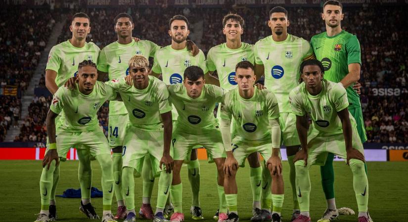 Brutális fizetéssel csábítja a Premier League-csapat az FC Barcelona sztárját