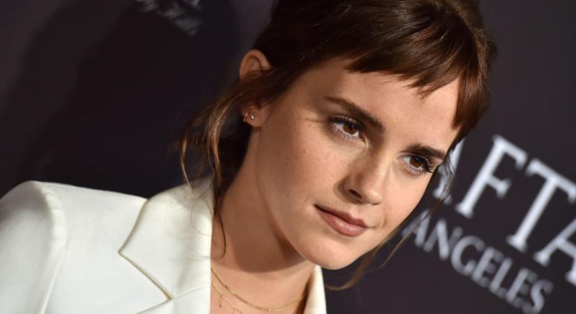 Emma Watson átlátszó ruhájáról beszél most mindenki: itt kapták lencsevégre a Harry Potter-filmek sztárját