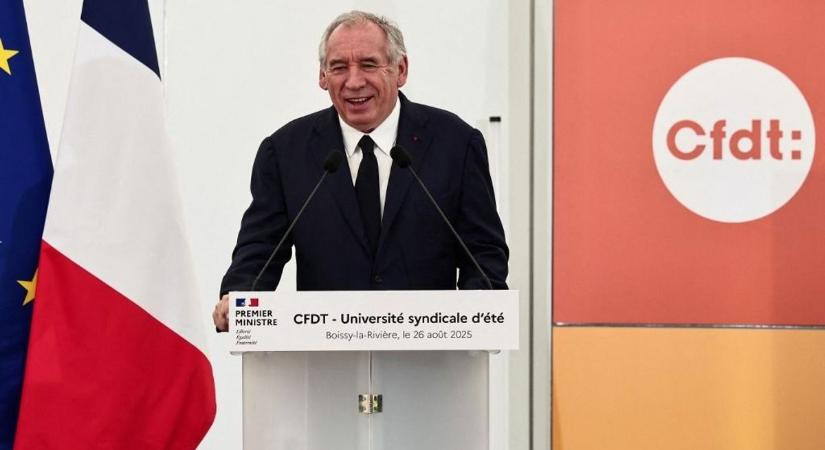 Összeomlás szélén a francia kormány – bizalmatlansági indítványt kért maga ellen a miniszterelnök
