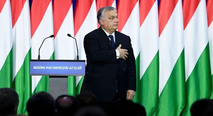 Orbán Viktor: egyenesen, rendíthetetlenül, állva, szinte szilajul és mindig felemelt fejjel (videó)