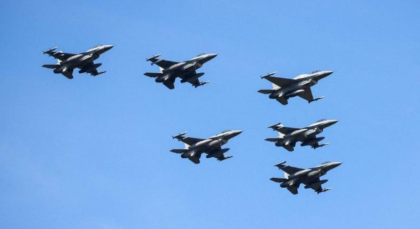 Nyugati katonák Ukrajnában? Jöhet az európai légvédelmi pajzs, Amerika is beállt a projekt mögé