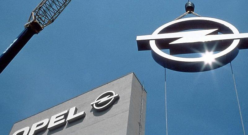 Haladékot kaptak az Opel hagyományos autói