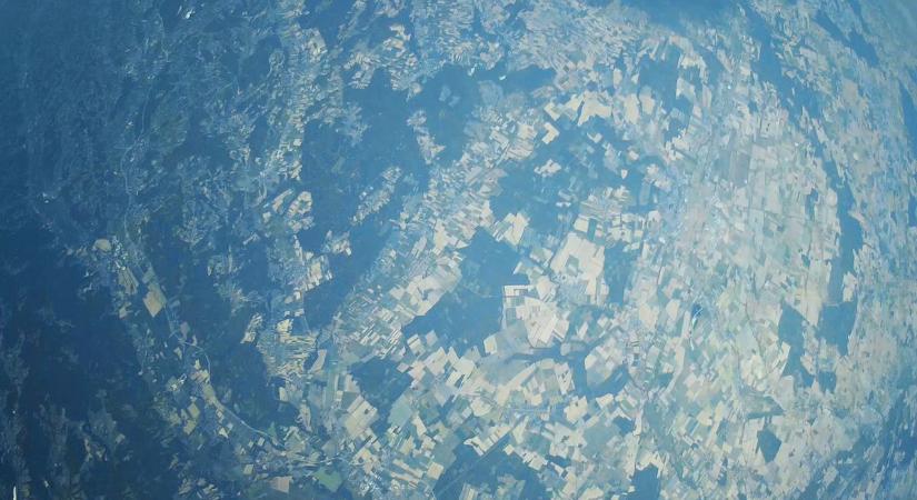 Két ballon szállt fel a Szőcei Csillagvizsgálótól: pazar látványt örökítettek meg a magasból - fotók