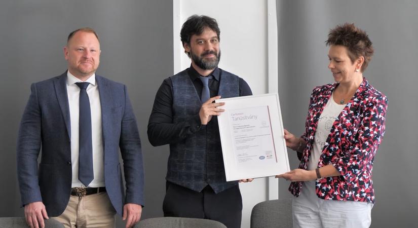 Integrált irányítási rendszert vezetett be a Virológiai Nemzeti Laboratórium