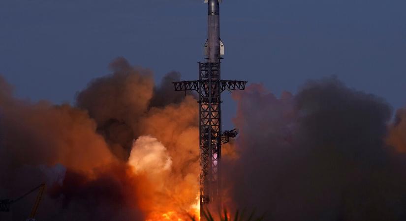 Teljesítette tizedik tesztrepülését a SpaceX Starship űrhajója