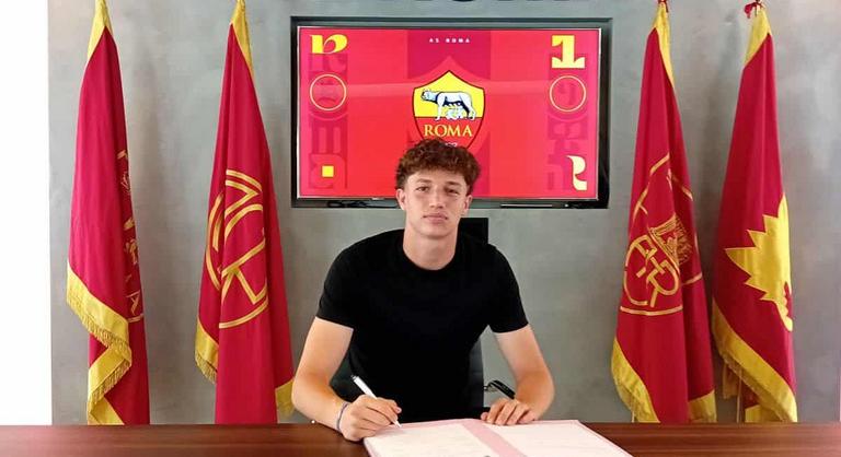 16 éves magyar tehetséget igazolt az AS Roma