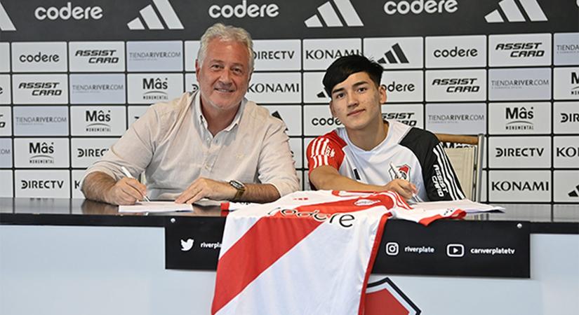 Messi 2.0? Argentin csodagyereket nézett ki az FC Barcelona